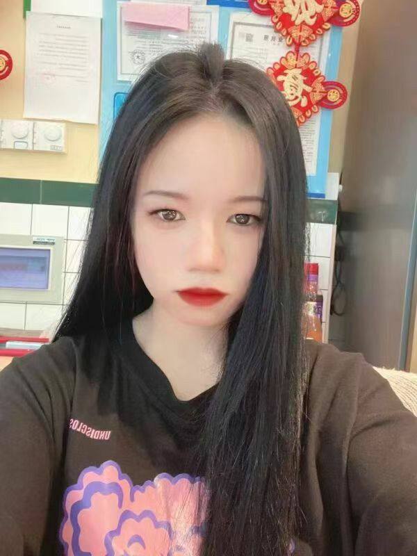 网络情缘一线牵 @xyokx #见网友 #反差 #货不对板 来都来了 把集美拍这么丑 小心告你强奸啊！（图片 1/5）