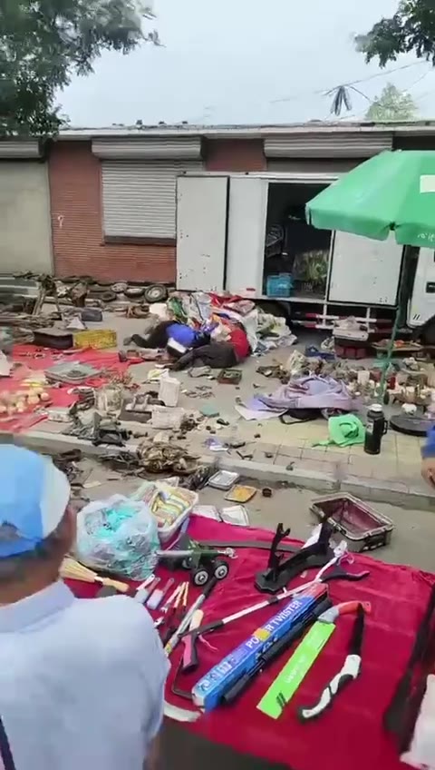 东北人干仗就是硬 👍🏻 #打架（视频 1/2）