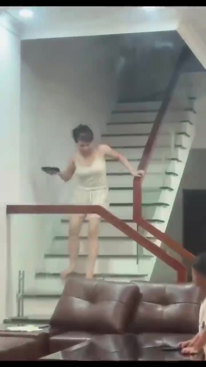😑（视频 1/1）