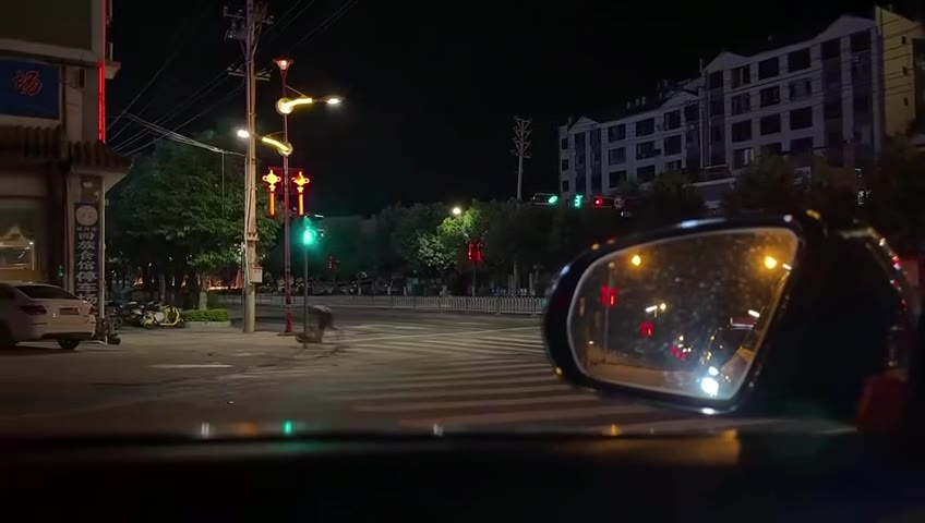 我本来就很心疼，但是看见两个都是男的… 原来是基基🤮（视频 1/1）