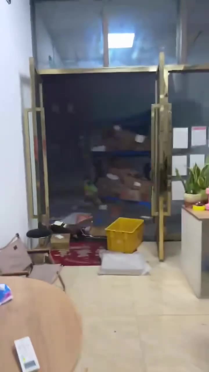 快递吹走了（视频 1/1）