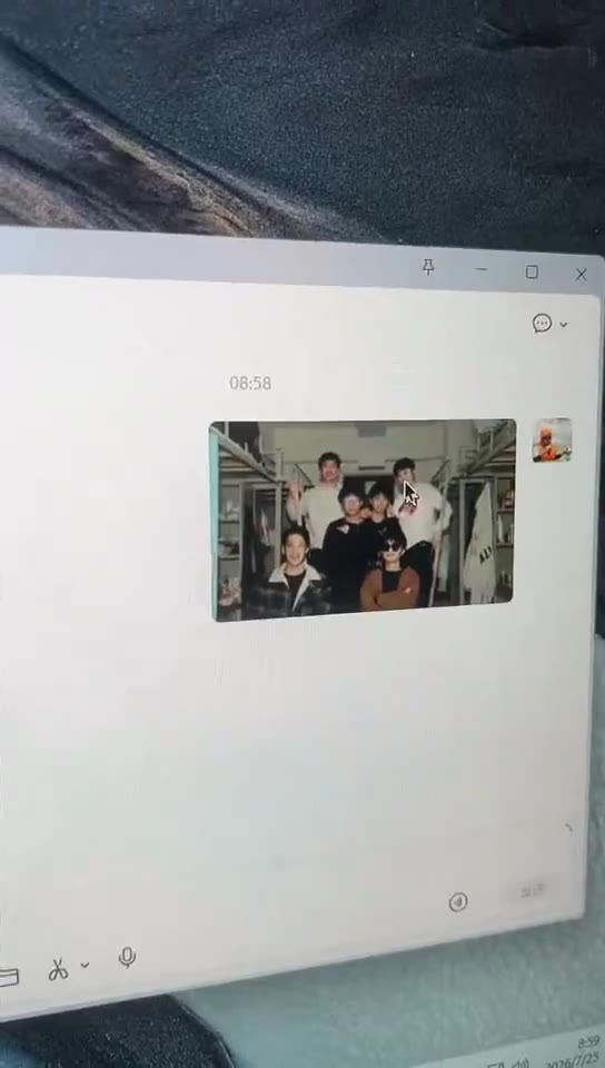 太想念以前的大学室友了， 于是把他们做成Codex桌面宠物。 好兄弟，一辈子😢 窝操（视频 1/1）