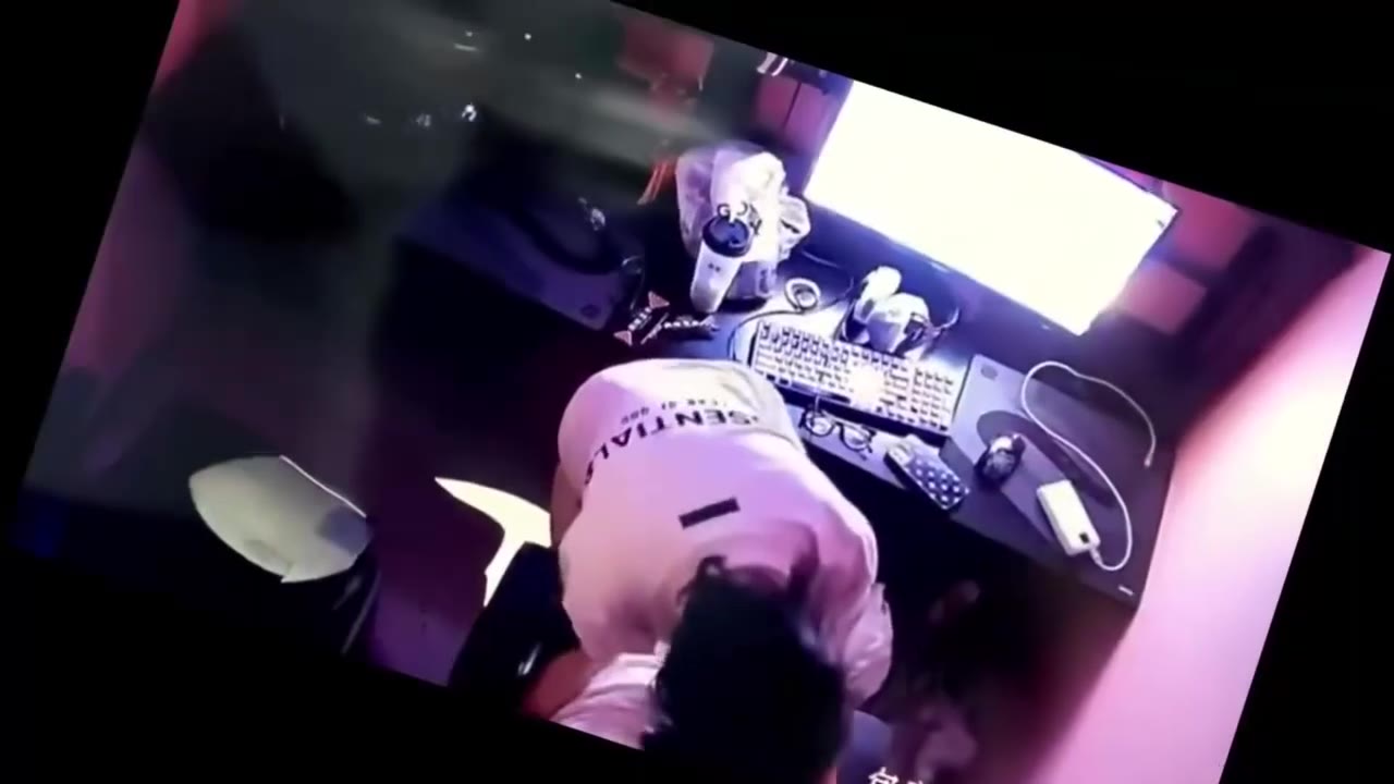 #激情 群友 户外开炮 网吧 瑞幸咖啡 无处不在（视频 1/2）