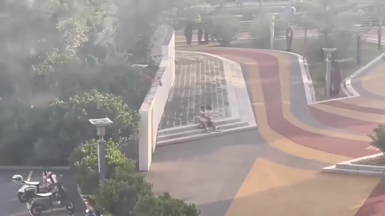 #激情 亲热一下 没看过？（视频 1/2）
