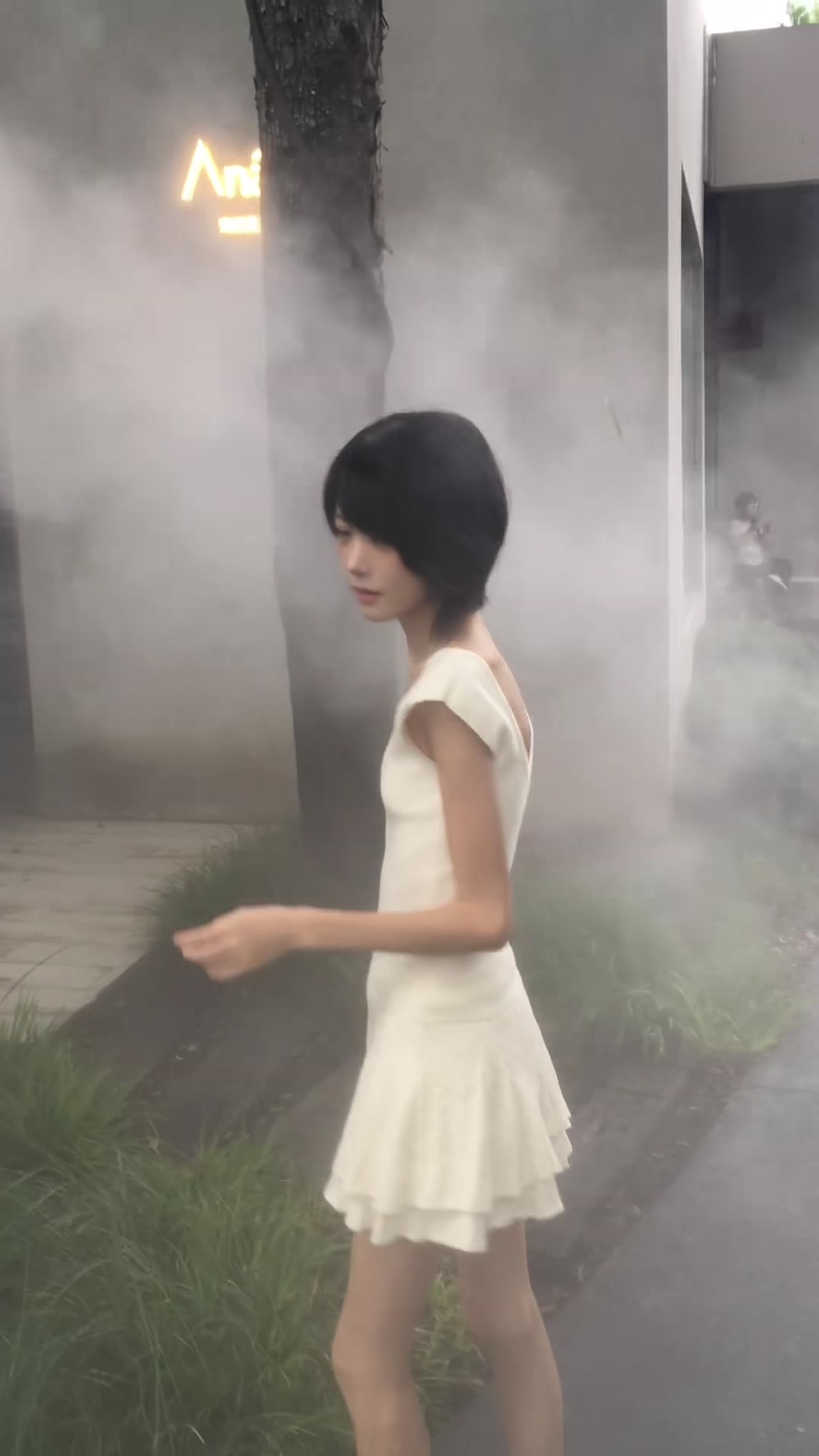 #骨瘦如柴 骨感美女（视频 1/1）
