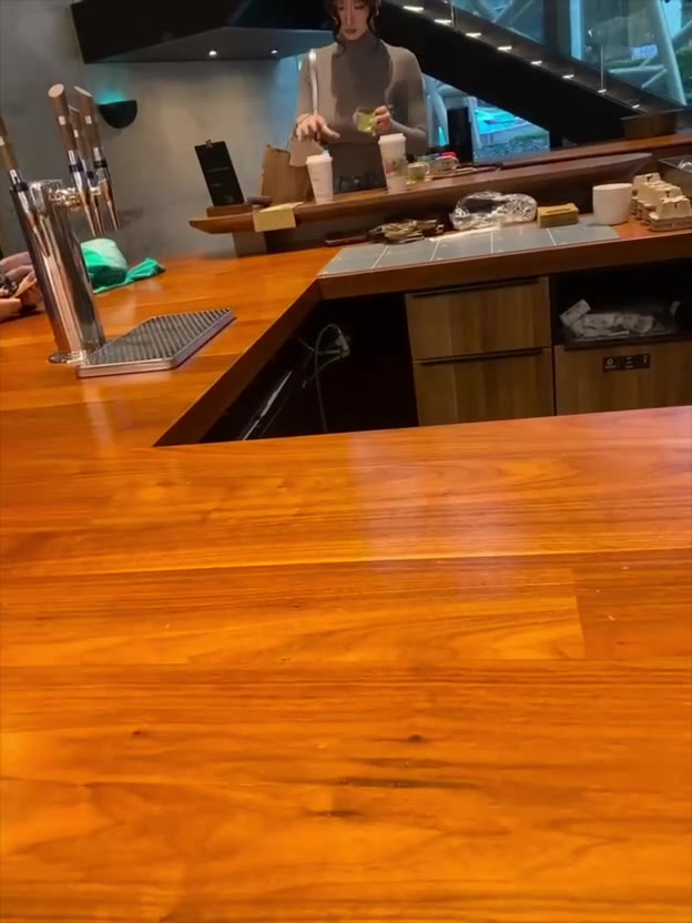 #巨乳 超大杯 🧋（视频 1/1）