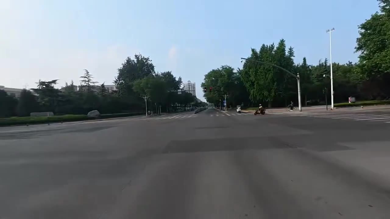 小米 #车祸 又失控了 ？（视频 1/3）