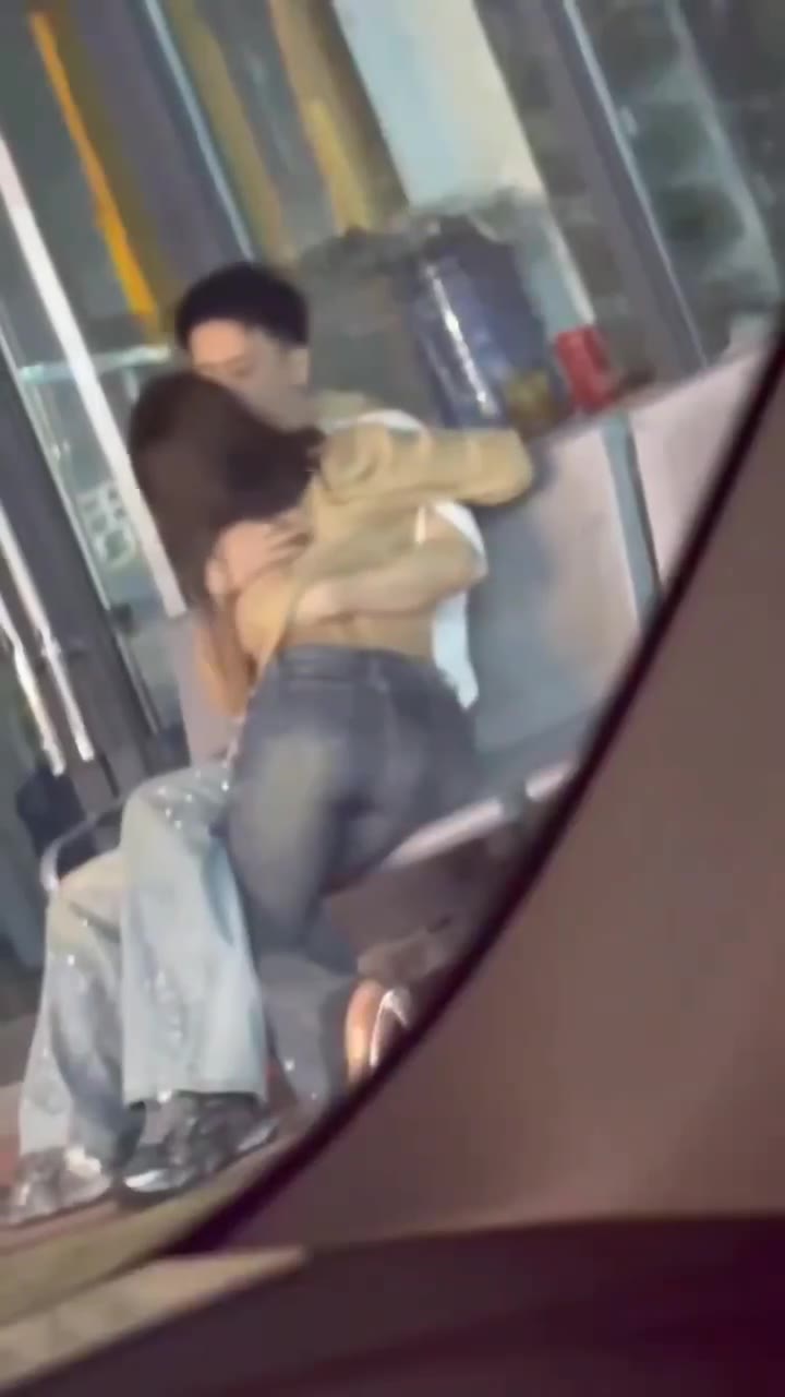 开个房不好吗？#激情 cp（视频 1/1）