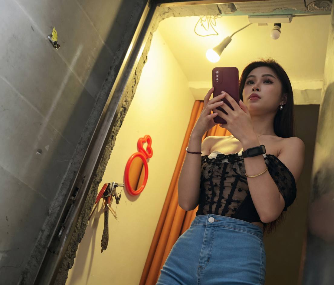 那些年我们追过的女孩 #扫街 #美女 #图 #合集 美女排行榜 #大合集 #站街女 站街女神 😘 #红灯区（图片 1/10）